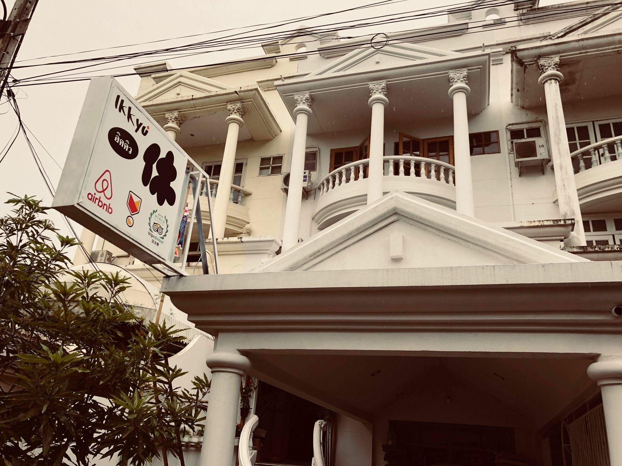 Ikkyu Nimman Chiang Mai Bed & Breakfast Dış mekan fotoğraf